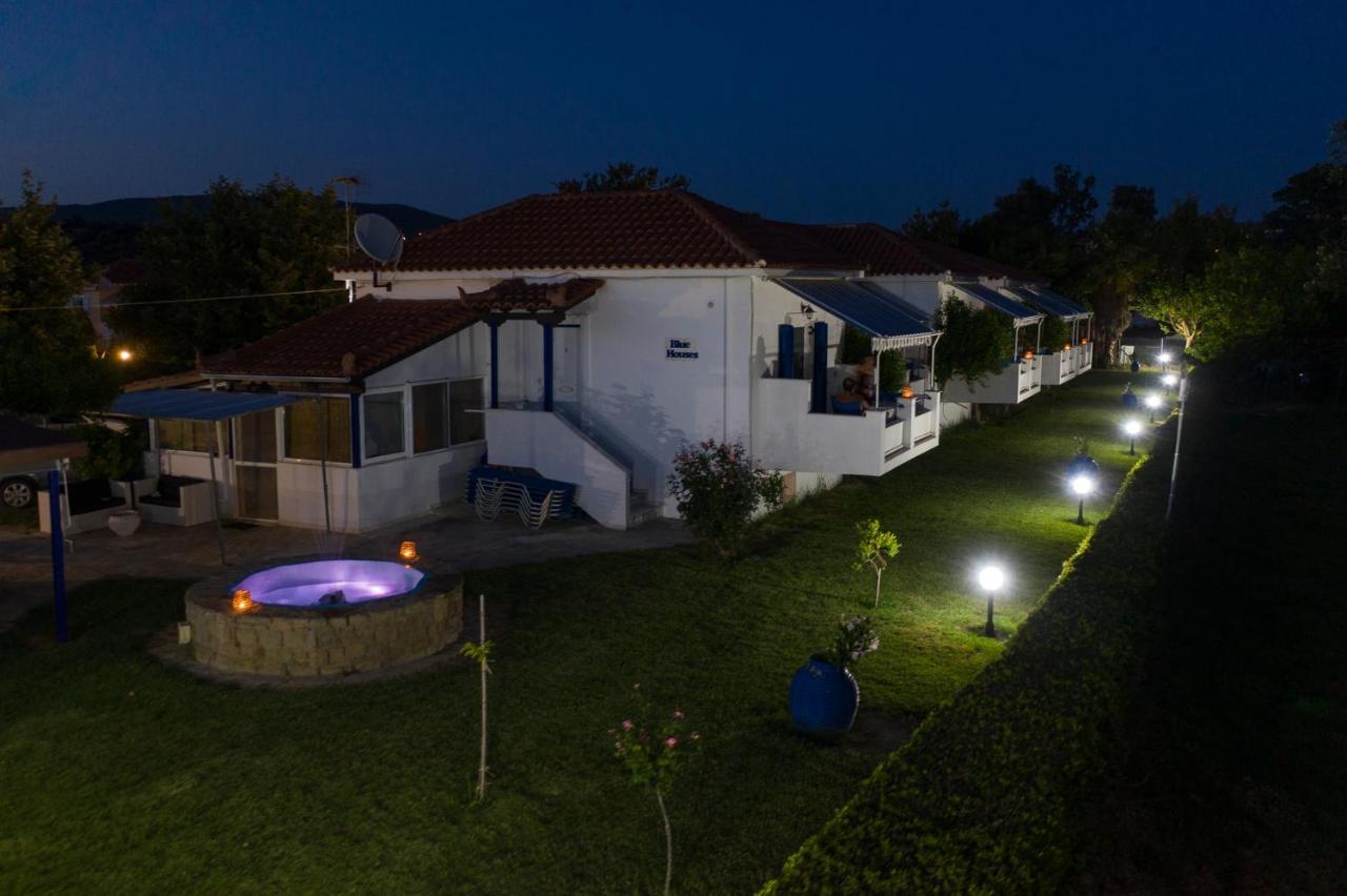 Blue Houses Apartments Финикунда Экстерьер фото